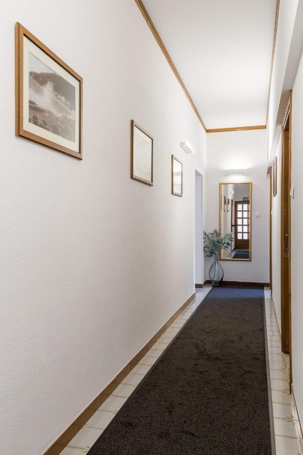 Guest House Deskovic Mošćenička Draga Exteriör bild